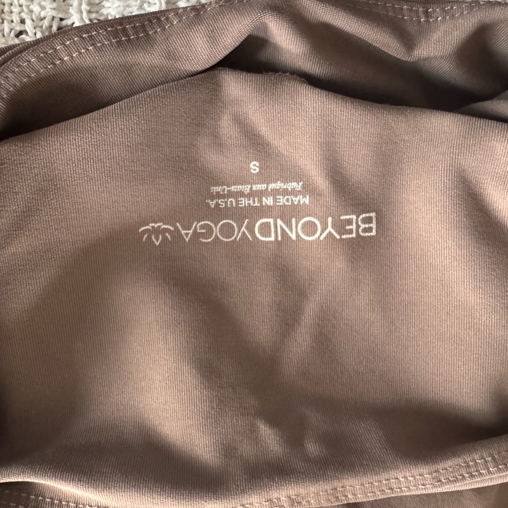 Beyond Yoga Tan Sparkly Biker Shorts size S